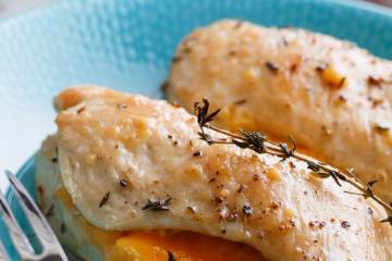 Chicken Breasts with Apple and Brie