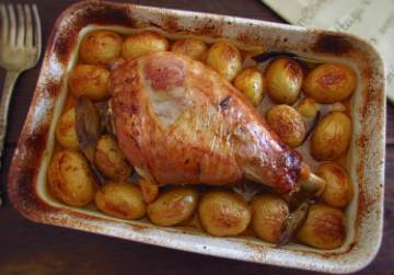 Roast Turkey Leg with Potatoes